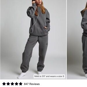 COMFRT sweats SET. Gray Hoodie and sweatpants with Drawstrings size small. New.